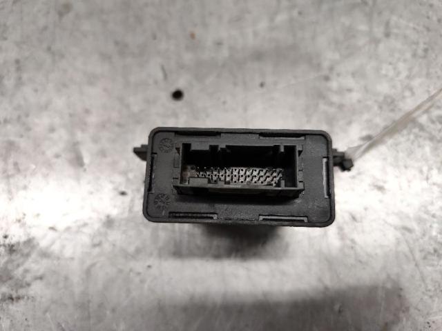 5Q0907357 Módulo de control de iluminación adaptativa (ECU)  en stock Granada
