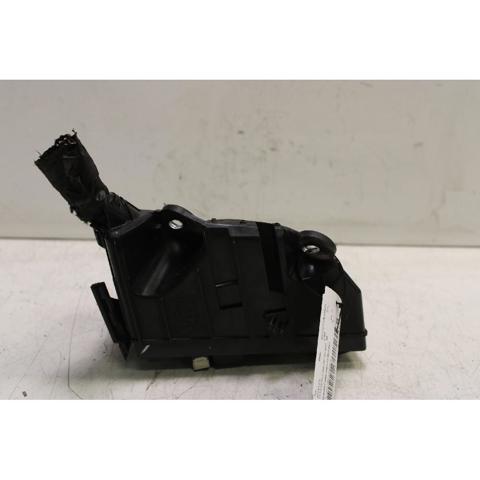 5Q0907361G Carcasa de la caja de fusibles  en stock Sabadell