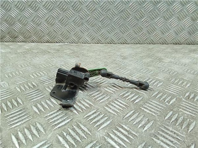 VAG 5Q0907503 Sensor de nivel de carrocería delantero izquierdo  en stock Valencia