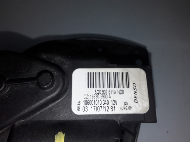 VAG 5Q0907511A Actuador de compuerta de la calefacción  en stock Terrassa