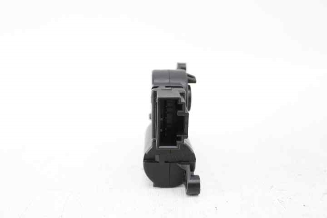 VAG 5Q0907511L Actuador de compuerta de calefacción  disponible España