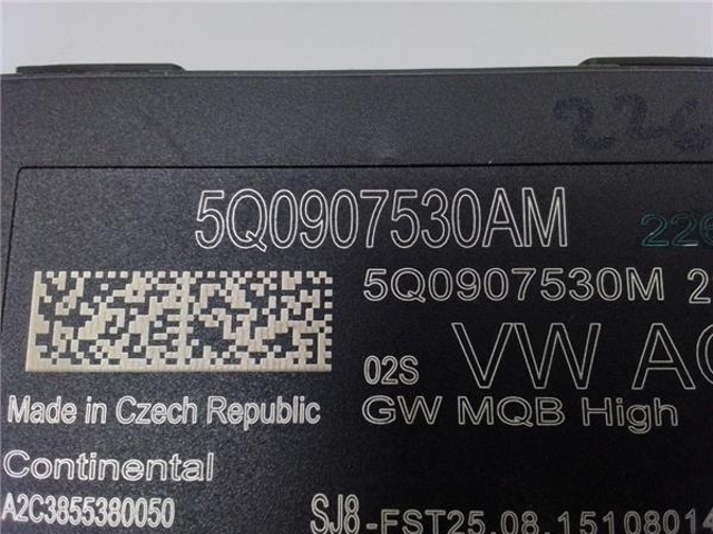 5Q0907530AM Módulo de interfaz de diagnóstico  disponible Utrera