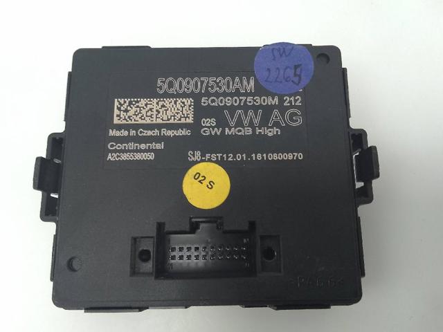 VAG 5Q0907530AM Módulo de interfaz de diagnóstico  en stock Valencia
