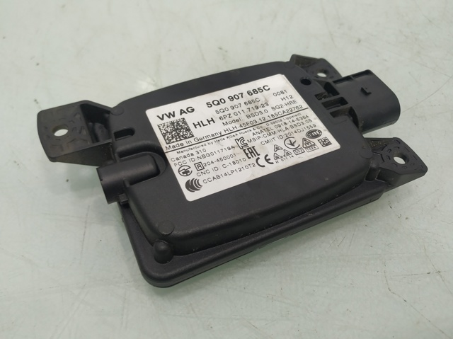 5Q0907685C Sensor de ángulo muerto trasero  disponible Burgos