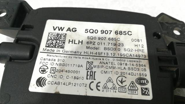 VAG 5Q0907685C Sensor de ángulo muerto trasero  en stock Terrassa
