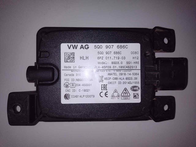 VAG 5Q0907686C Sensor de ángulo muerto trasero  en stock Valencia