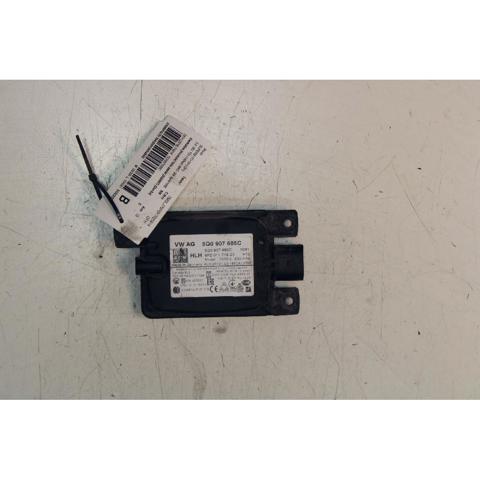5Q0907686C Sensor de ángulo muerto trasero  en stock Sabadell