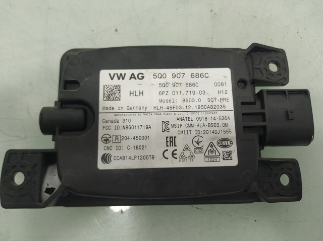 VAG 5Q0907686C Sensor de ángulo muerto trasero  disponible España