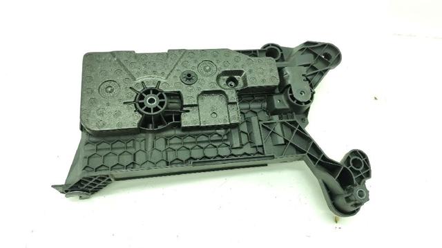 VAG 5Q0915331K Montaje De Bateria (Soporte)  disponible Lugo
