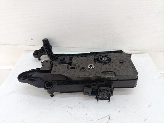 5Q0915331K VAG Montaje De Bateria (Soporte)  disponible Ourense