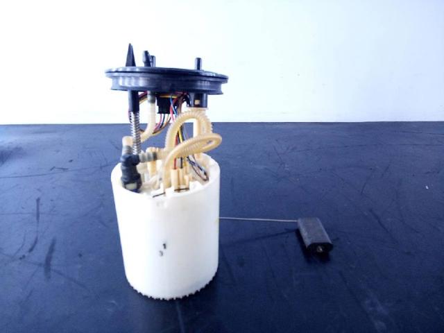 VAG 5Q0919050AD Bomba de gasolina  en stock Valencia