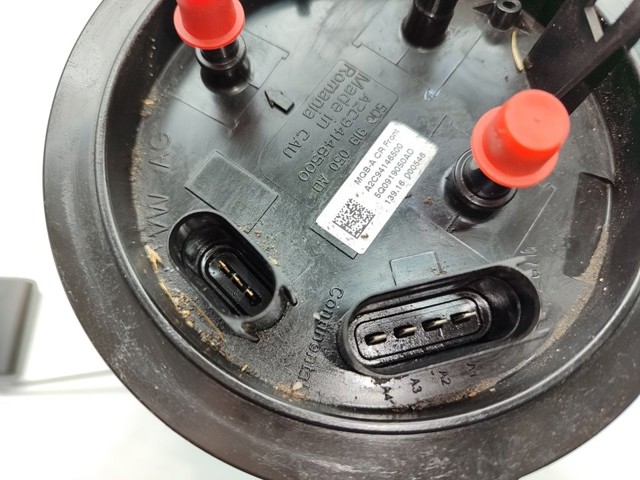 5Q0919050AD Módulo de bomba de combustible con sensor de nivel de combustible  disponible Málaga