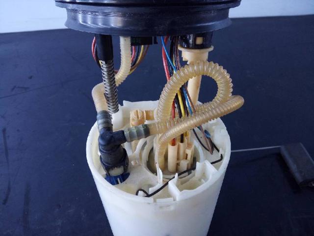 VAG 5Q0919050AD Bomba de gasolina comprar Tarragona