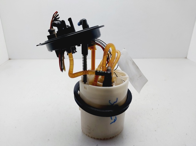 5Q0919050AD VAG Bomba de gasolina comprar Alcalá
