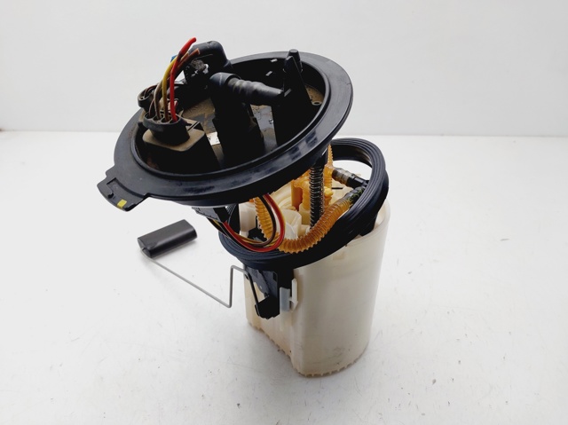 VAG 5Q0919050AD Bomba de gasolina comprar Pamplona