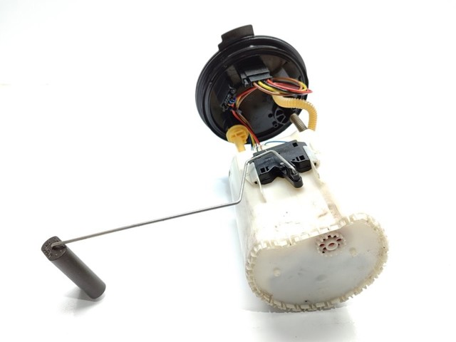 5Q0919050AD Módulo de bomba de combustible con sensor de nivel de combustible  comprar en Zaragoza