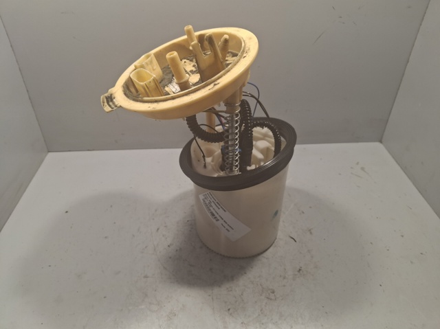 5Q0919050BC VAG Módulo de bomba de combustible con sensor de nivel de combustible  comprar en Jaén