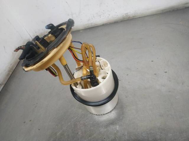 VAG 5Q0919050P Bomba de gasolina  en stock Salamanca