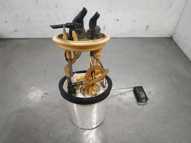 VAG 5Q0919050P Módulo de bomba de combustible con sensor de nivel de combustible  comprar en Murcia