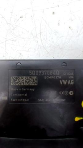 5Q0937084AJZ00 VAG