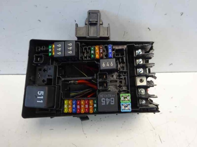 Caja reles para Seat ATECA  (KH7, KHP)