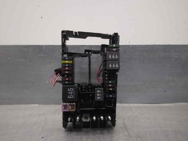 Caja reles Seat ATECA  (KH7, KHP)