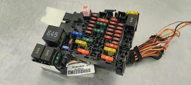 5Q0937615C VAG Caja de fusibles trasera interior comprar Alcalá