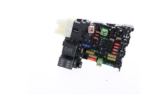 5Q0937615C VAG Caja de fusibles trasera interior comprar Alcalá
