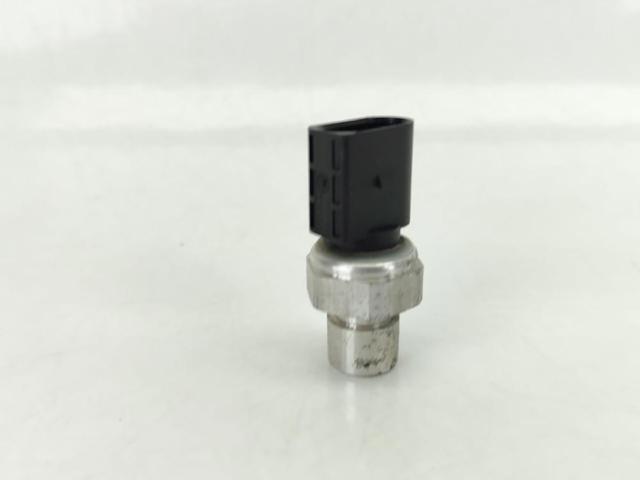 Sensor de baja presion aire acondicionado Volkswagen Golf VIII (2019-2026)