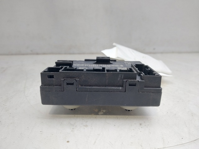 VAG 5Q0959393E Unidad de confort de la puerta delantera  en stock Valencia