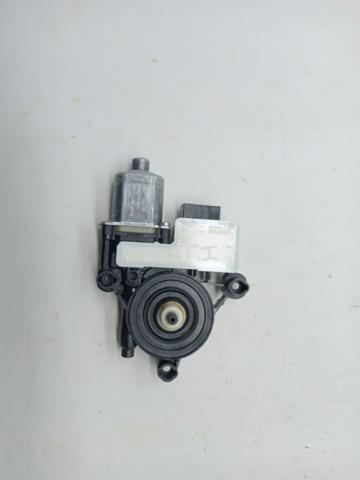 VAG 5Q0959407 Motor del elevalunas de la puerta trasera izquierda  comprar en Murcia