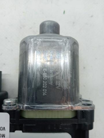 5Q0959408 VAG Motor del elevalunas de la puerta trasera derecha comprar Bilbao