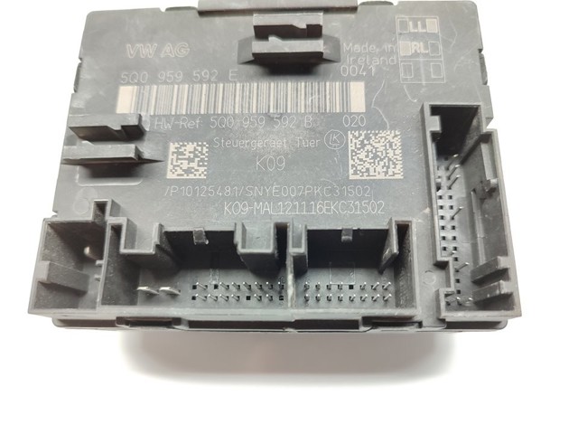 5Q0959592E VAG Unidad de confort de la puerta delantera  disponible Ourense