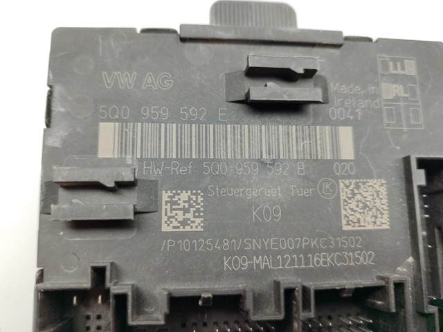VAG 5Q0959592E Unidad de confort de la puerta delantera comprar Pamplona