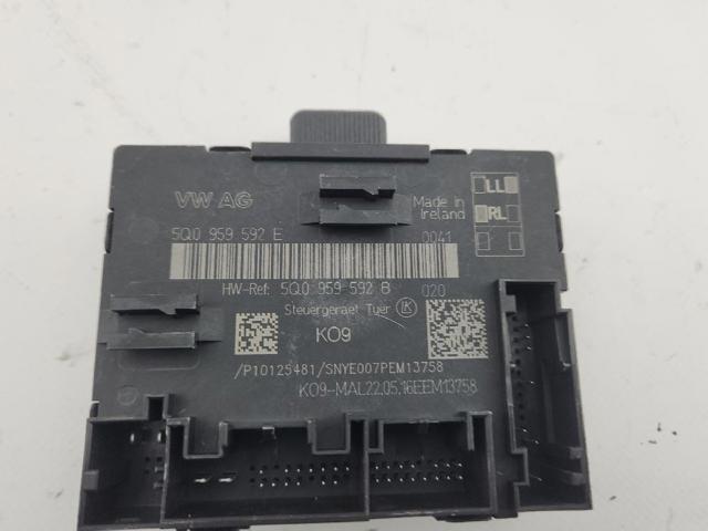 VAG 5Q0959592E Unidad de confort de la puerta delantera comprar Tarragona