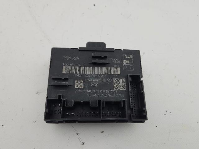 5Q0959592E VAG Unidad de confort de la puerta delantera comprar Bilbao