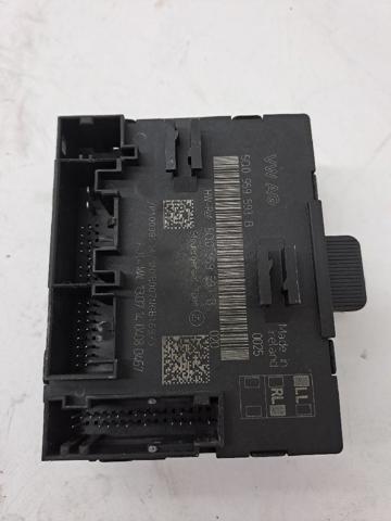 5Q0959593B Unidad de confort de la puerta delantera  en stock Sabadell