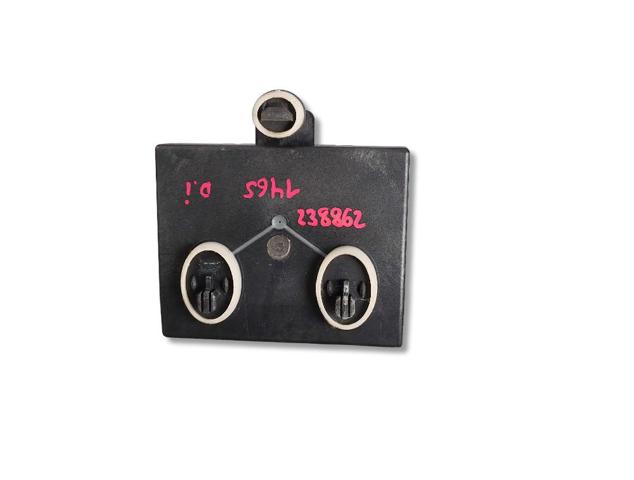 5Q0959593E Unidad de confort de la puerta delantera  en stock Sabadell