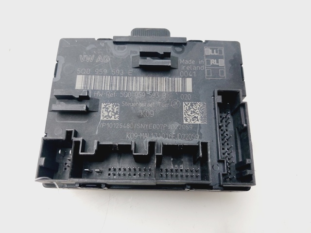 5Q0959593E Unidad de confort de la puerta delantera  comprar en Reus