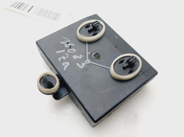 5Q0959593E VAG Unidad de confort de la puerta delantera comprar Madrid