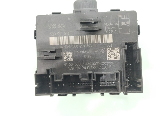 5Q0959593F Unidad de confort de la puerta delantera  disponible Burgos