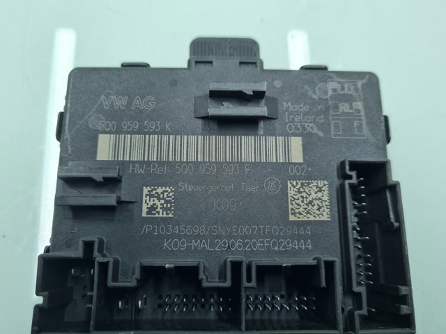 5Q0959593F Unidad de confort de la puerta delantera  comprar en Pontevedra