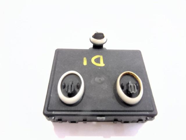 5Q0959593F Unidad de confort de la puerta delantera comprar Girona