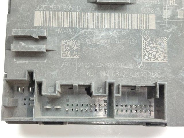 5Q0959595B VAG Módulo de confort de la puerta trasera  disponible Alicante