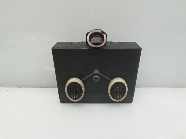 VAG 5Q0959595B Módulo de confort de la puerta trasera  en stock Valencia
