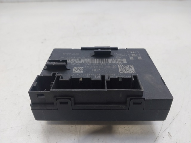 5Q0959595B VAG Módulo de confort de la puerta trasera  comprar en Oviedo