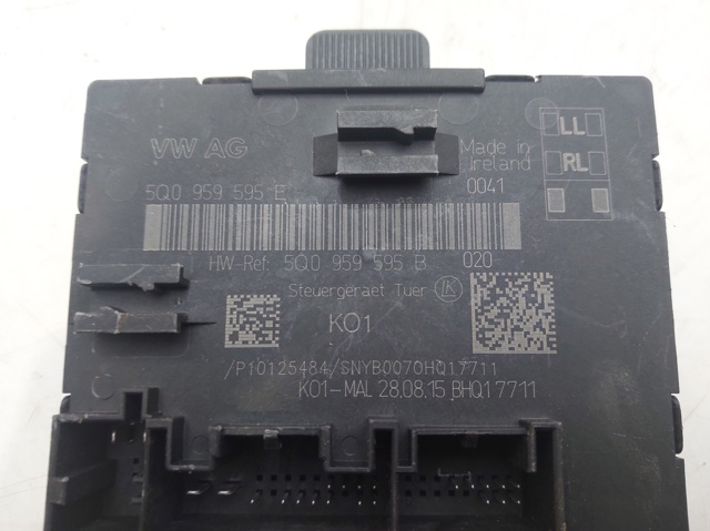 VAG 5Q0959595B Módulo de confort de la puerta trasera  comprar en Ponferrada