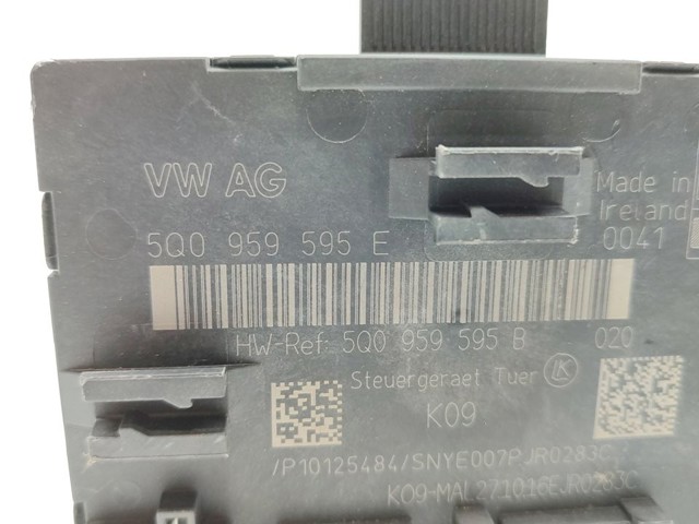 VAG 5Q0959595E Módulo de confort de la puerta trasera  disponible España