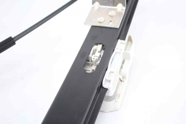 5Q0959801 VAG Motor del elevalunas de la puerta trasera izquierda  en stock Gandía