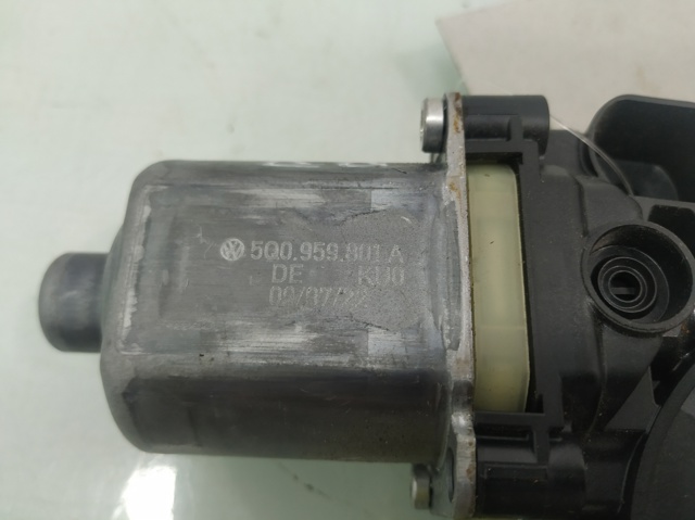 5Q0959801A Motor del elevalunas eléctrico comprar Sevilla